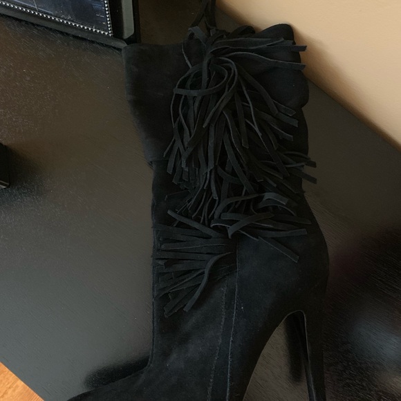 COPY - Black fringe suede boots - Picture 3 of 6